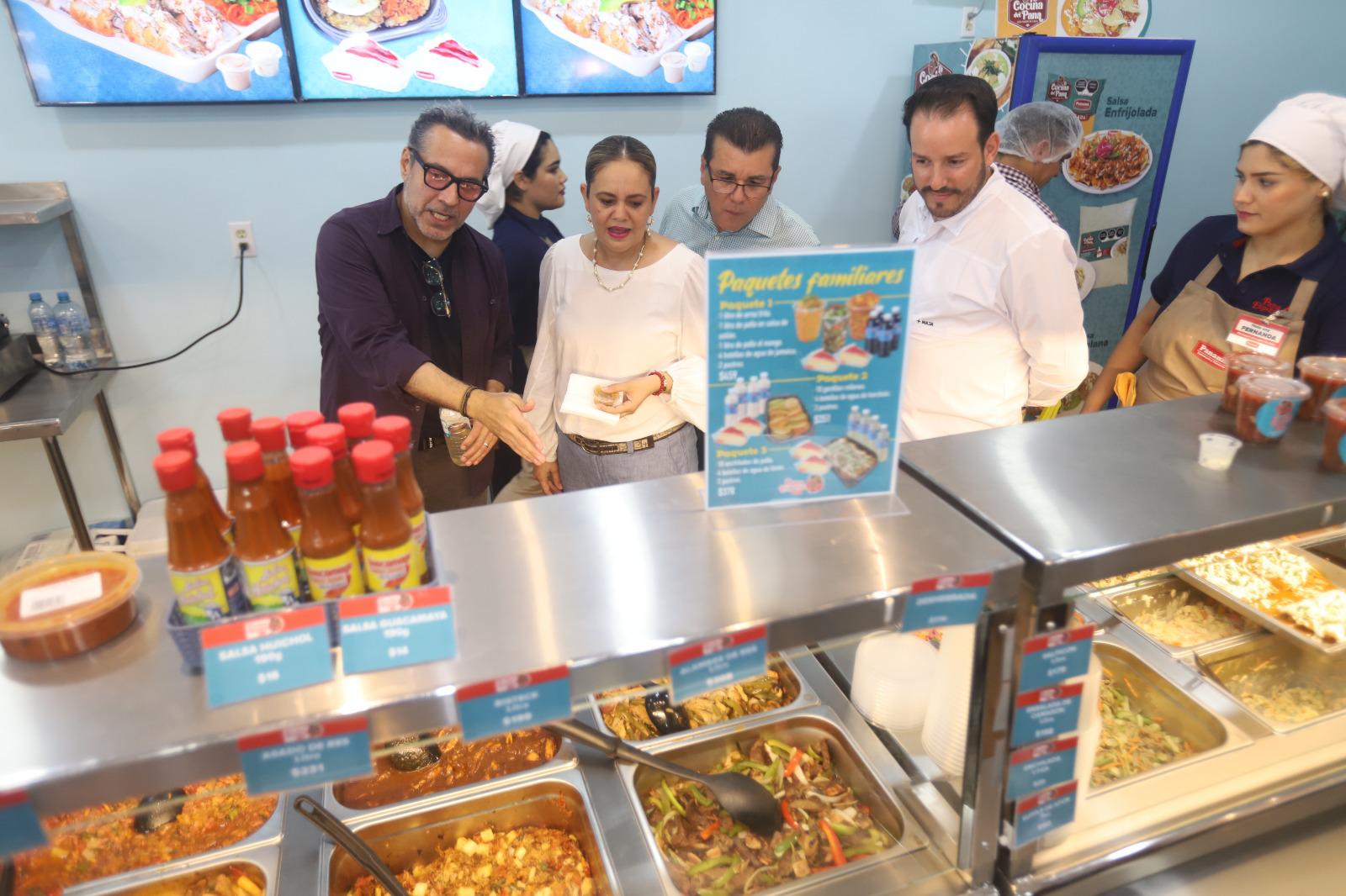 $!Inauguran primer Pana Express en Mazatlán y nueva sucursal de Pastelerías Panamá en Plaza Acaya