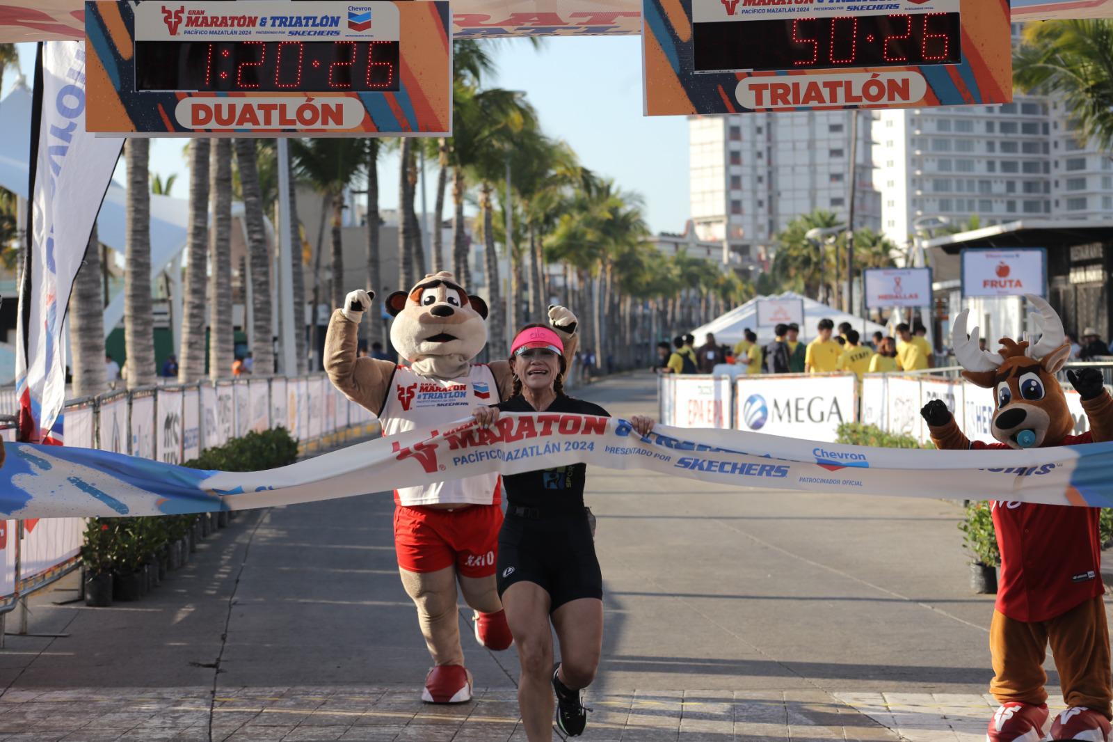 $!Aseguran atletas tomar precauciones para viajar a Mazatlán y competir en el Triatlón Pacífico