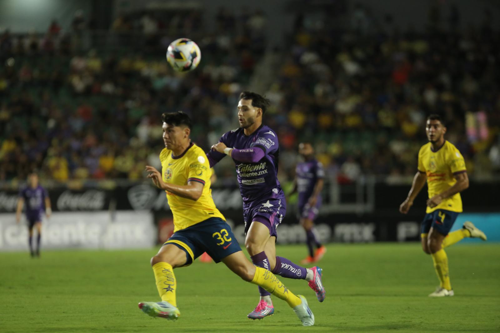 $!Vive Mazatlán FC ‘noche de terror’ ante América en El Encanto