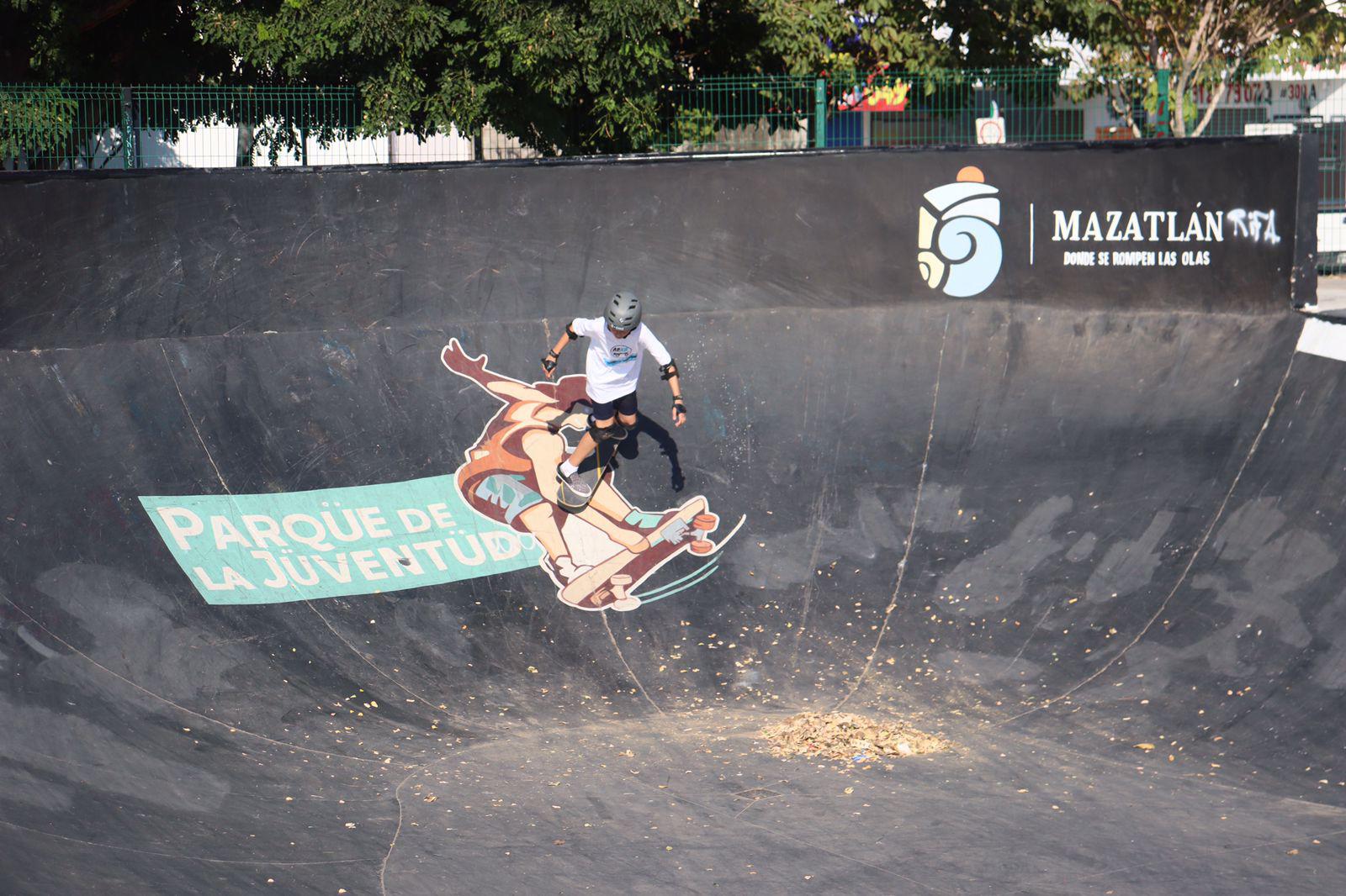 $!Tostado y Moffat regalan emocionante duelo en la modalidad park del Circuito de Patinaje sobre Ruedas