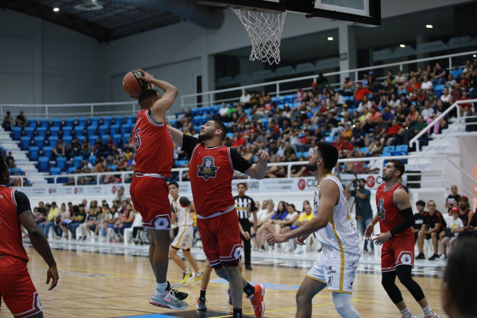 $!Piratas Basketball vence en tiempo extra a Tebacas