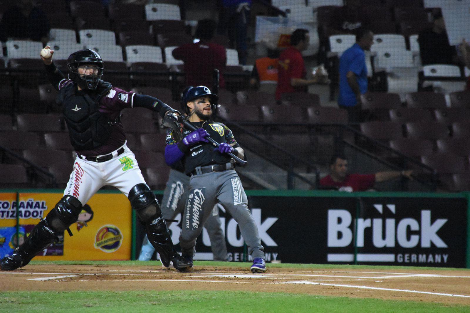 $!Algodoneros de Guasave empata la serie en Culiacán