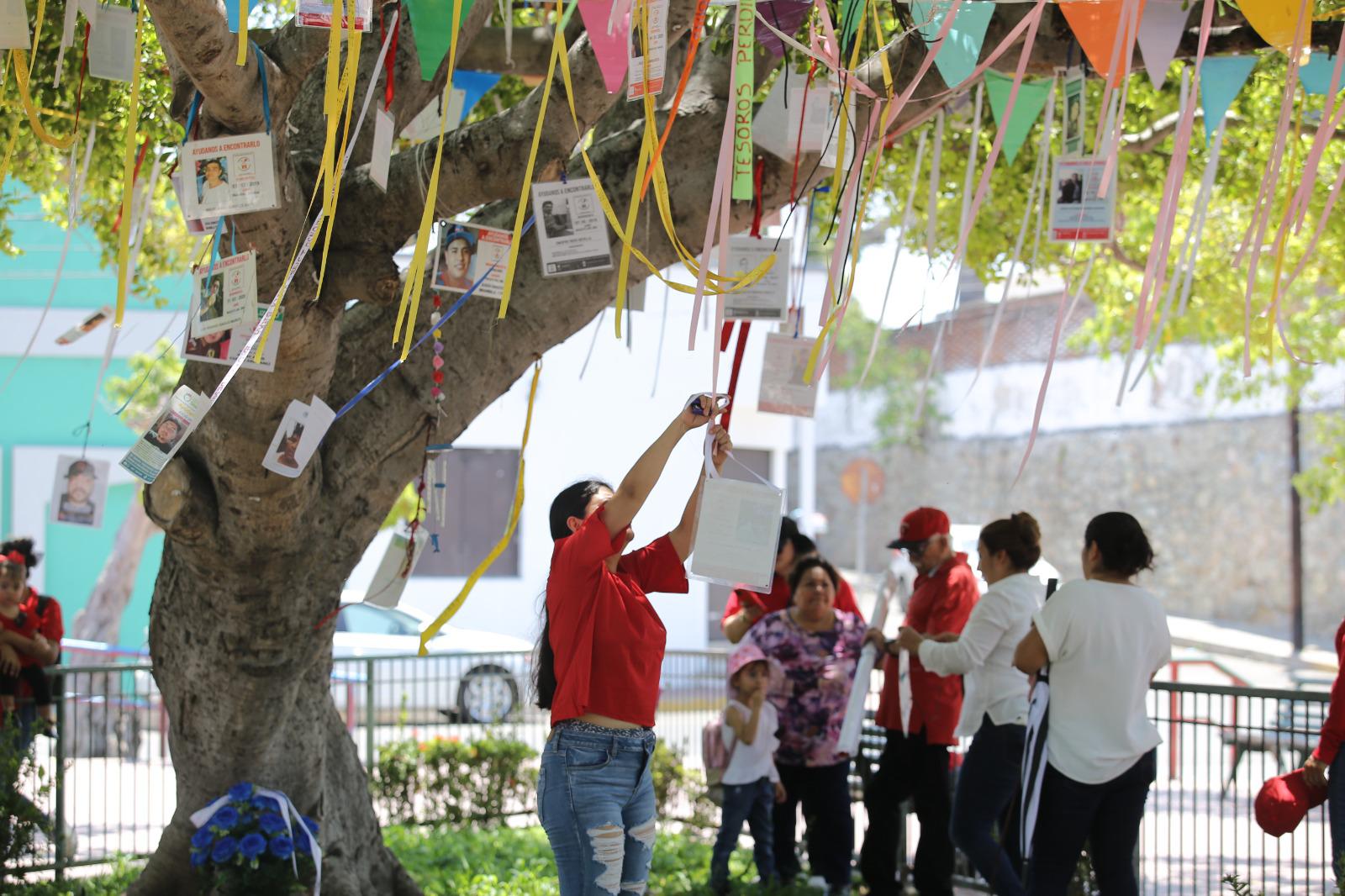 $!Realizan rastreadoras marcha este Día de las Madres, en Mazatlán