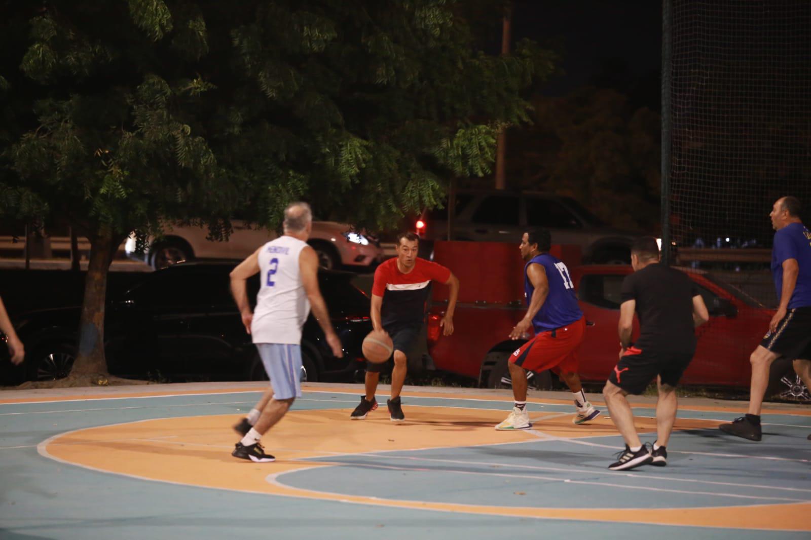 $!Tímbiri conserva su toque en el Baloncesto Veteranos