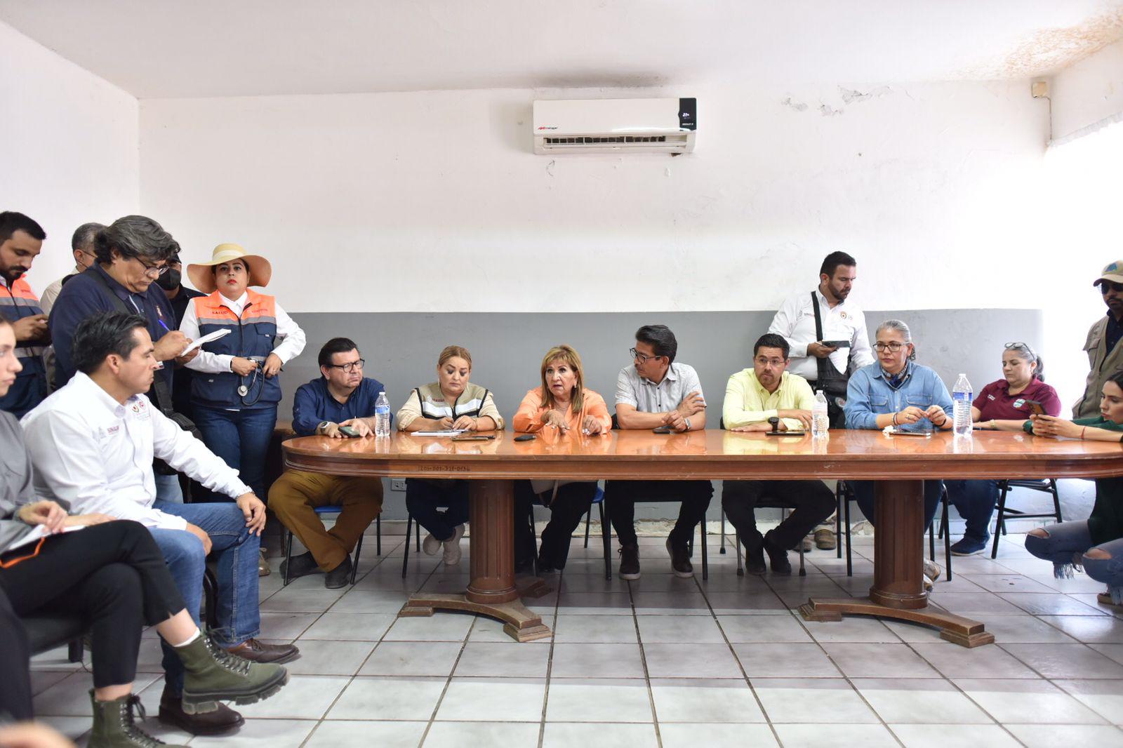 $!Acciones realizadas por el grupo interdisciplinario conformado por todas las áreas de atención humanitaria y social del gabinete de Gobierno del Estado , DIF y delegación de programas del Bienestar en Sinaloa en apoyo a Juan José Ríos , Guasave .