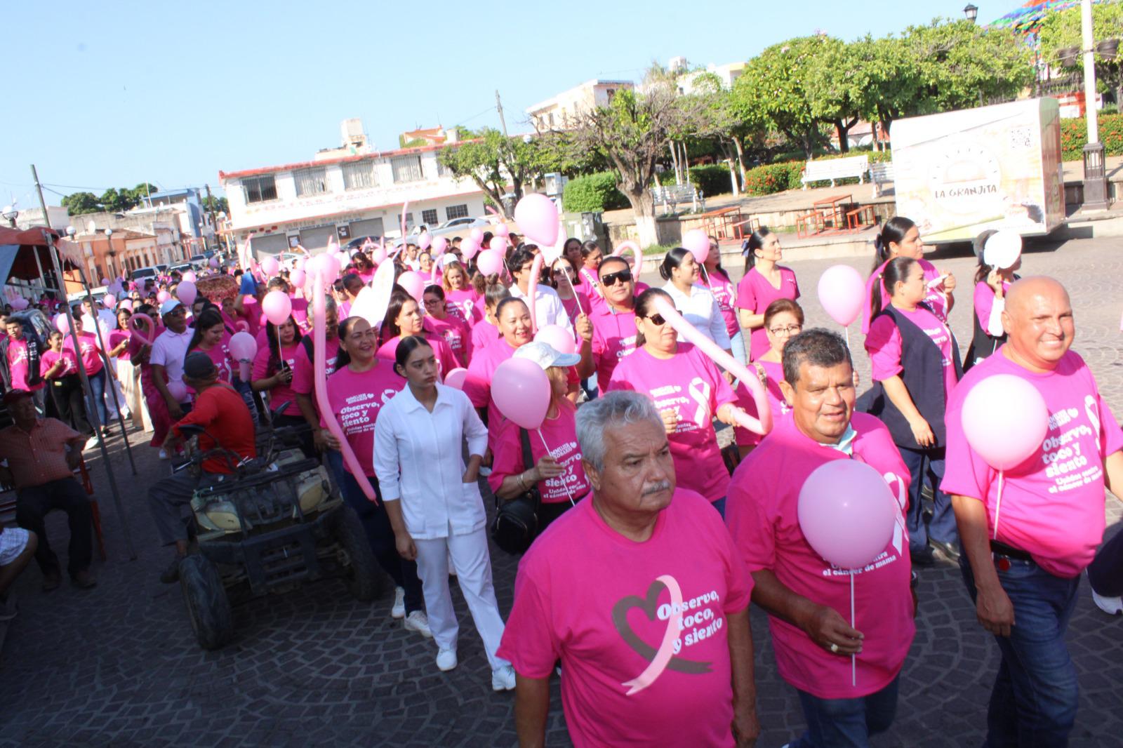 $!En Rosario, marchan de rosa para crear conciencia sobre el cáncer de mama