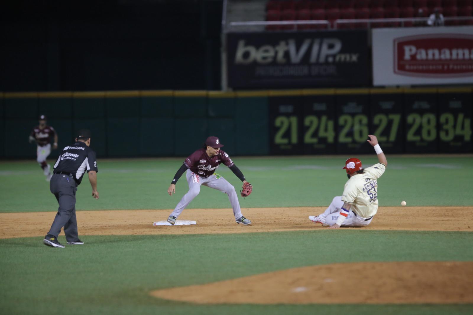 $!Venados saca dramático triunfo y se mantiene con vida ante Tomateros