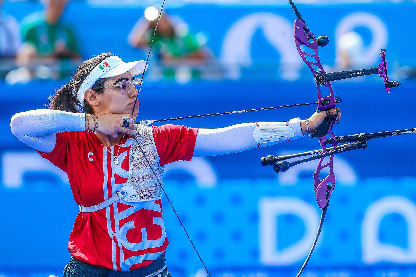 $!Alejandra Valencia y Matías Grande sacan la casta y avanzan a octavos de final en tiro con arco en París 2024