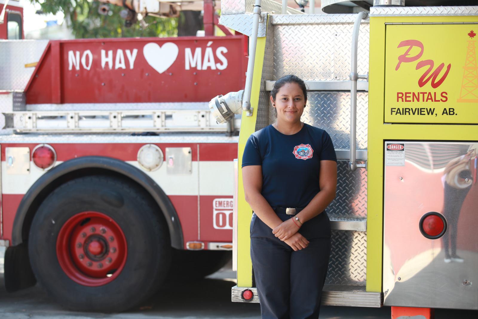 $!Martha Laura es una joven bombero que disfruta servir a la sociedad