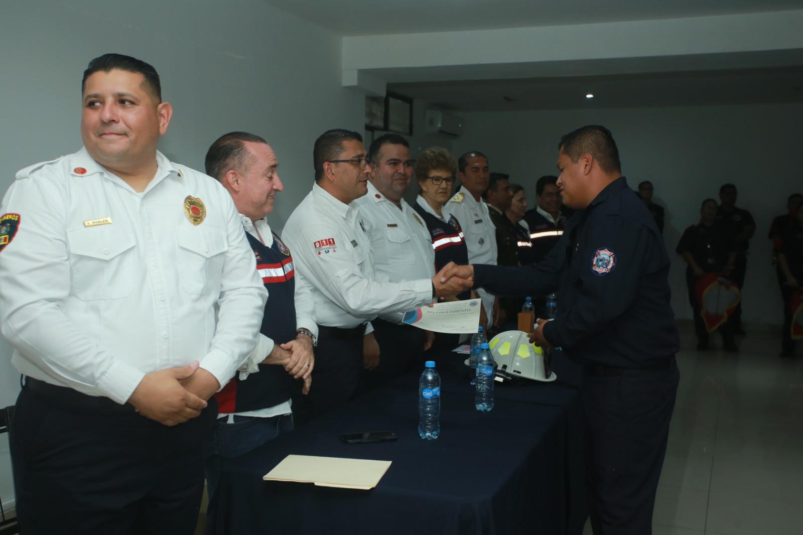 $!Saúl Robles es el nuevo comandante de Bomberos Mazatlán