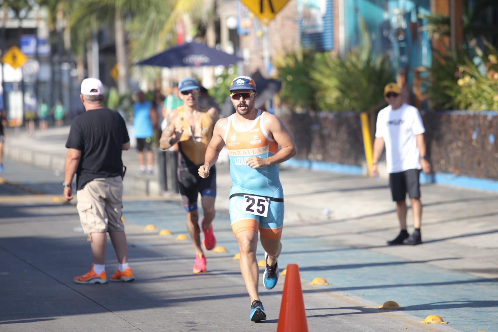 $!César Ortega y Daniela Córdova conquistan el Primer Triatlón Trimaz 2024