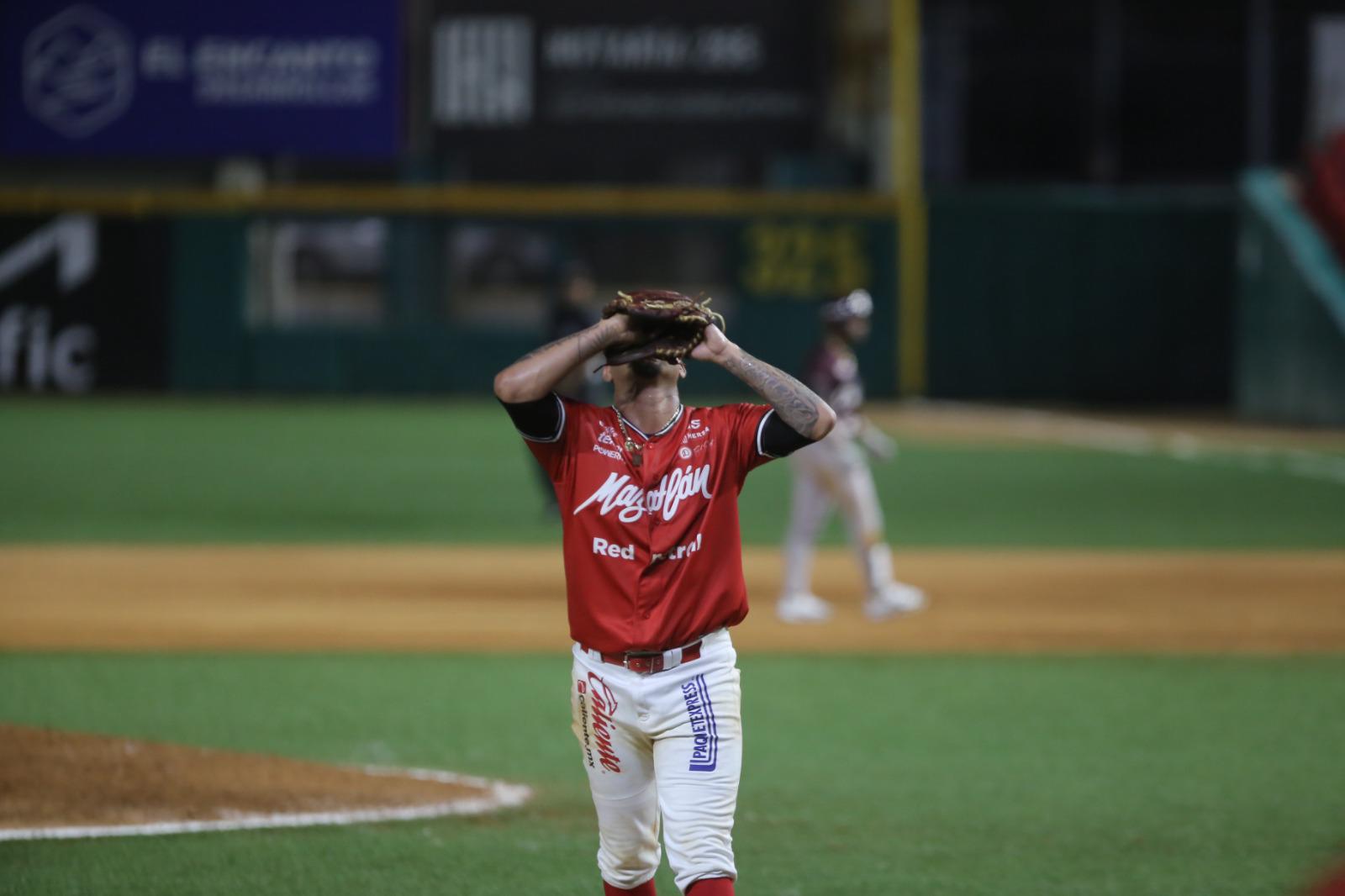 $!Tomateros aprovecha descontrol y aumenta racha ganadora