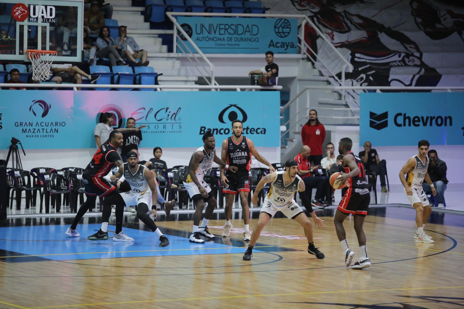 $!Venados Basketball cae ante Zonkeys en el puerto