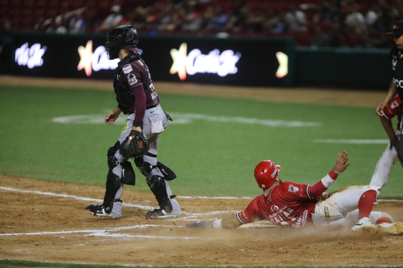 $!Tomateros aprovecha descontrol y aumenta racha ganadora