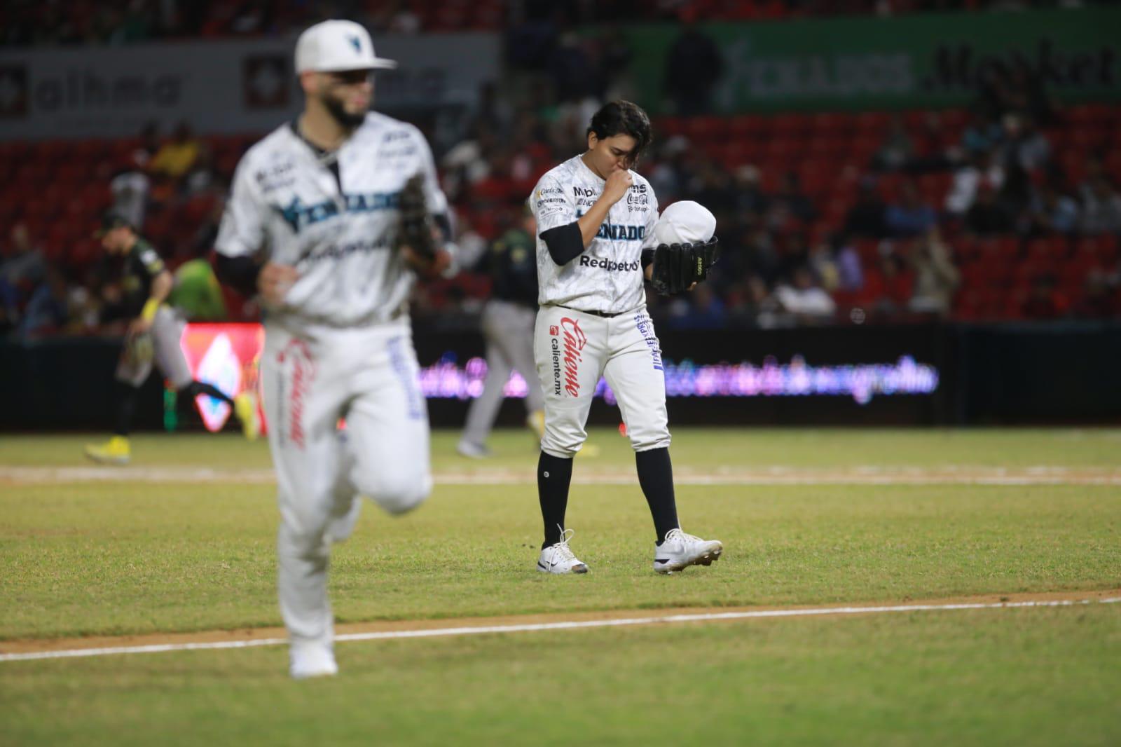 $!Luce Téllez en el montículo y lleva a ganar serie a Venados