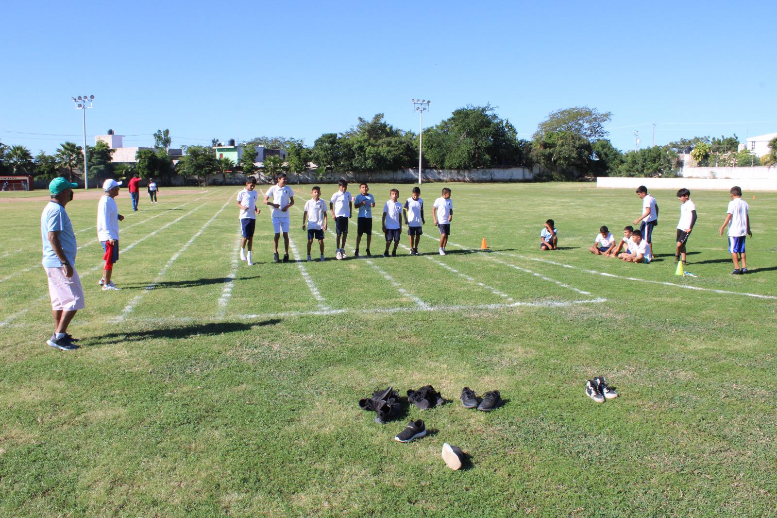 $!Retoman los juegos escolares de atletismo en Rosario