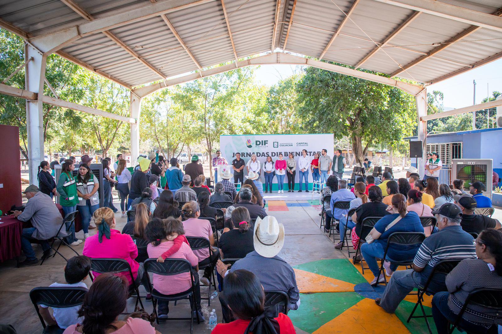 $!Llegan Jornadas de Bienestar al poblado de Las Flores, en Culiacán