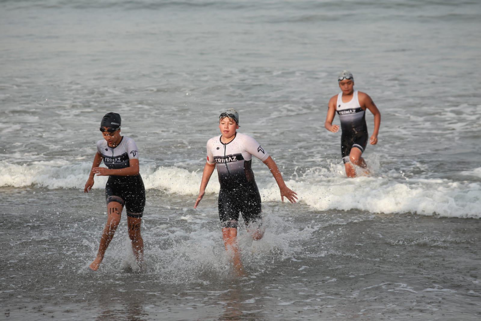 $!Dominan las olas Tirado y Cid, en Puntuable de Natación