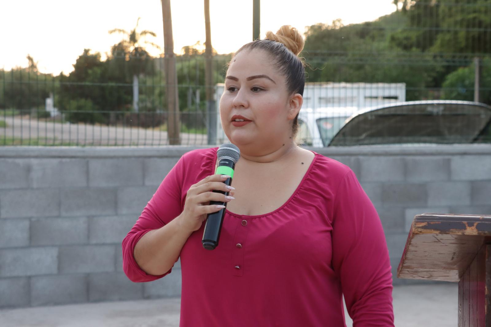 $!Entregan obra de agua potable y rehabilitación de cancha en La Estación