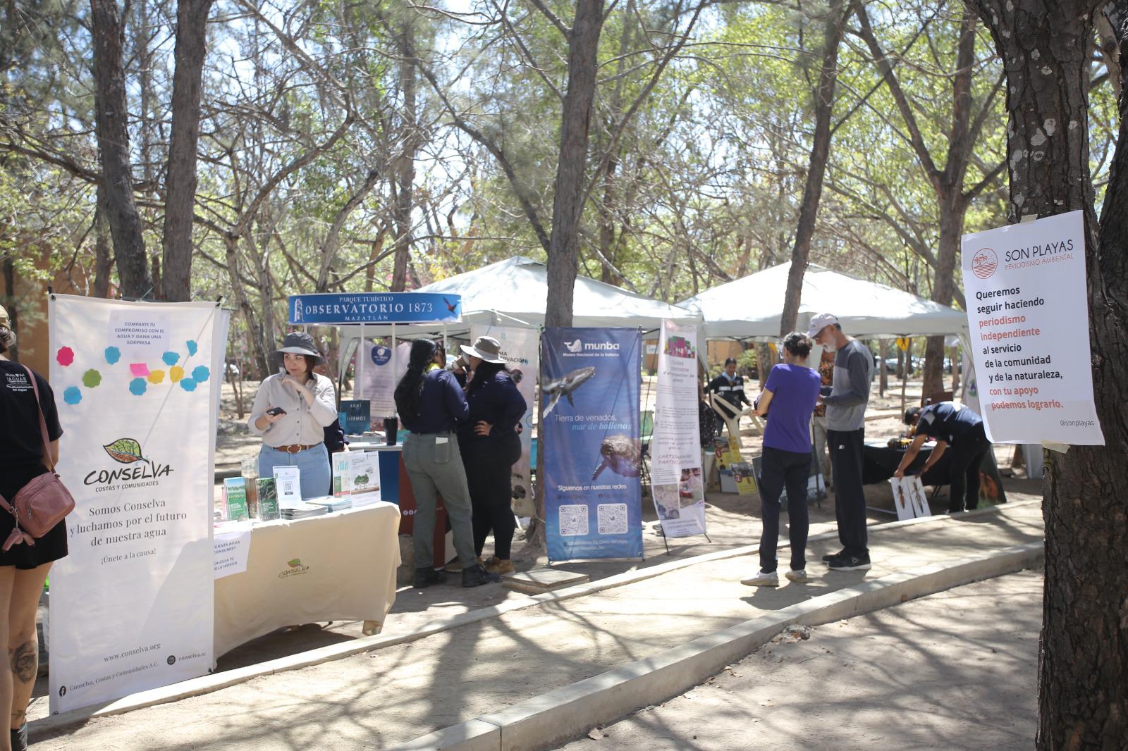 $!Celebra Son Playas quinto aniversario con Expo Ambiental, en el Parque Central