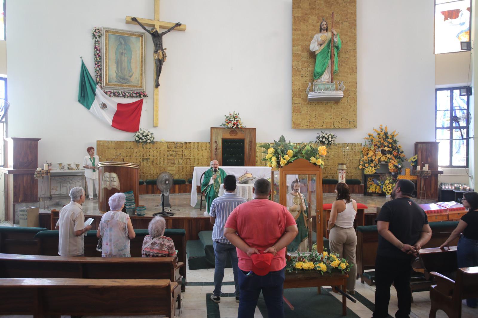 $!Charros y feligreses demuestran su devoción a San Judas Tadeo con peregrinación y cabalgata