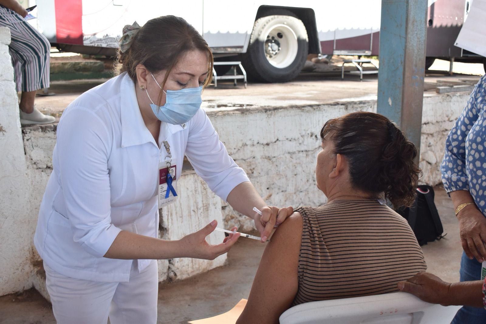 $!Llegan servicios de salud gratuitos a la comunidad de El Roble, Elota