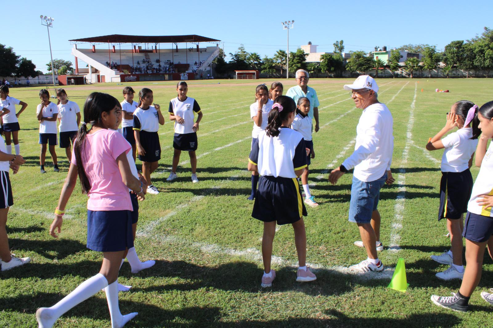 $!Retoman los juegos escolares de atletismo en Rosario