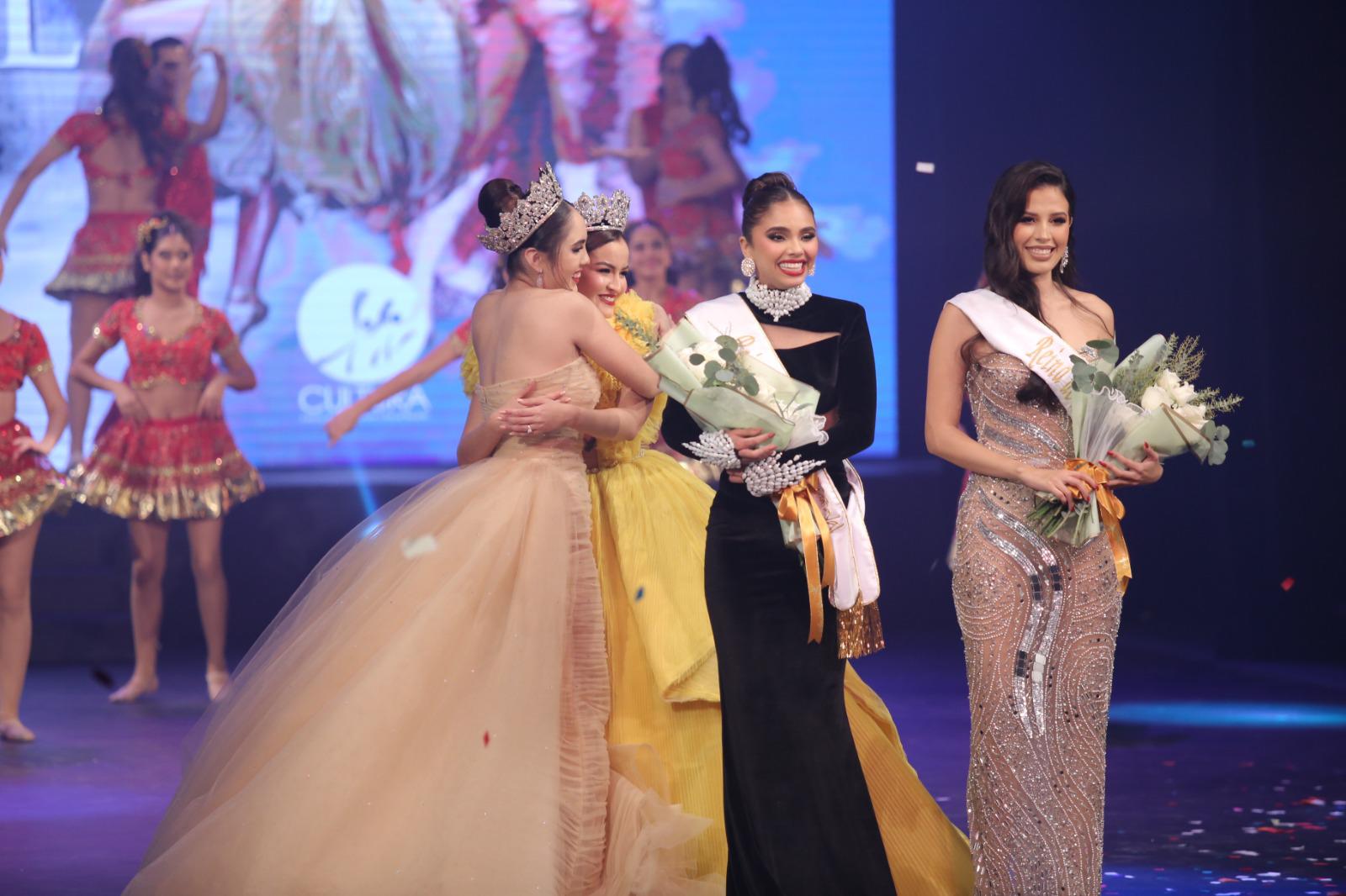 $!Carolina Ruelas, Reina del Carnaval de Mazatlán; Siu Ling, Reina de los Juegos Florales