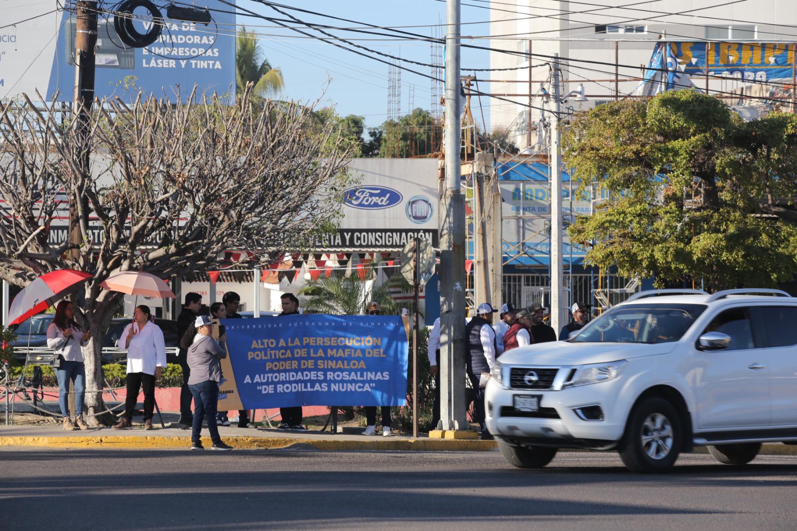 $!Comunidad de la UAS en Mazatlán se manifiesta contra el Gobierno del Estado