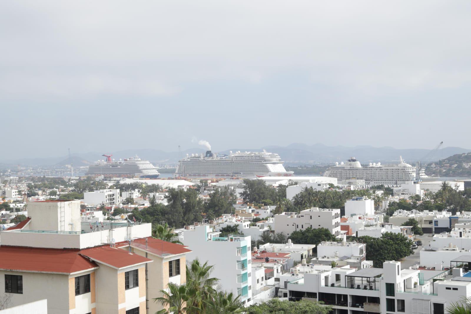 $!Arriban tres cruceros turísticos a Mazatlán esta Navidad