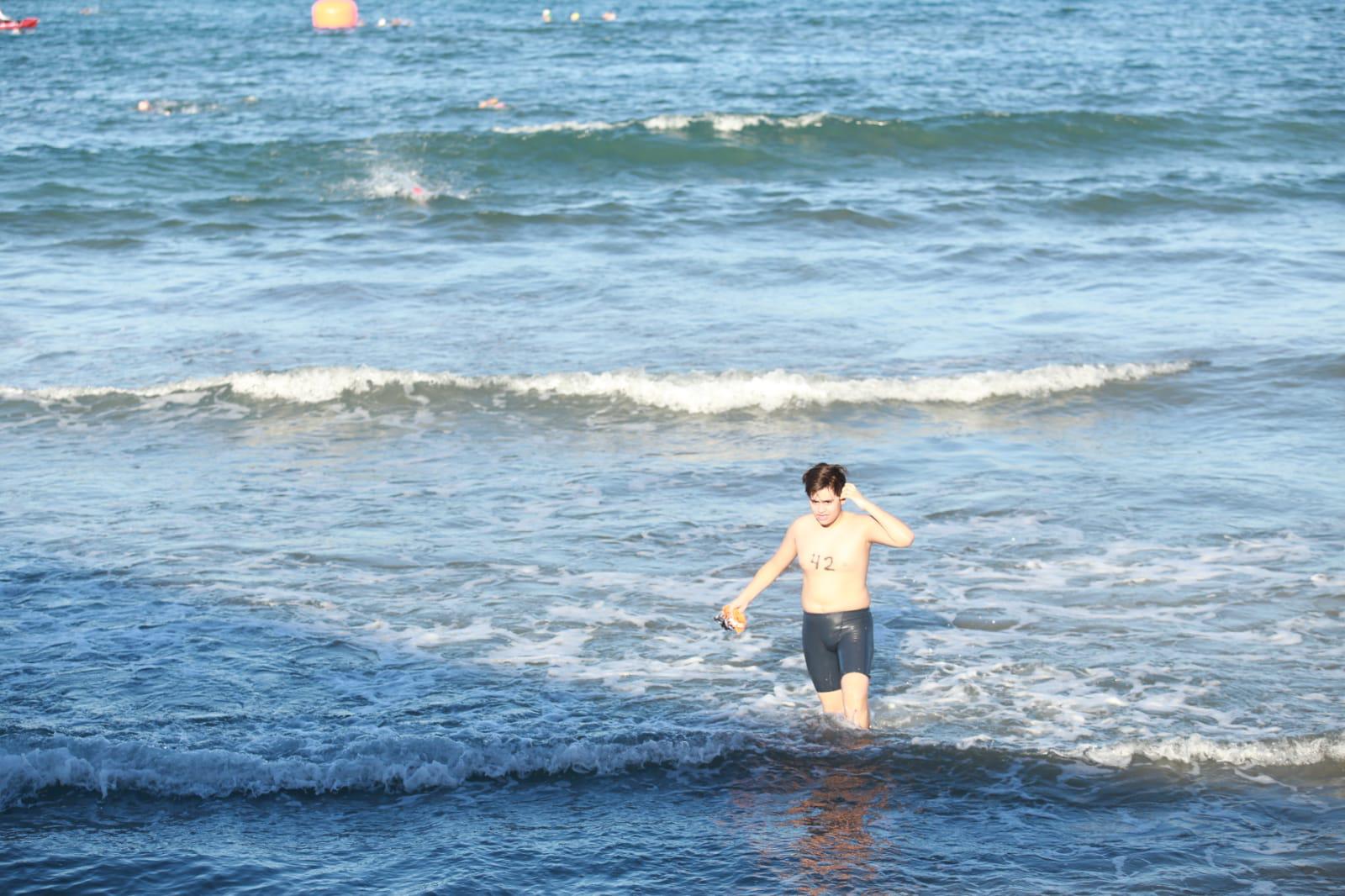 $!Tirado Humarán, Mercado Fong y Luna Díaz dominan el mar el Puntuable de Natación