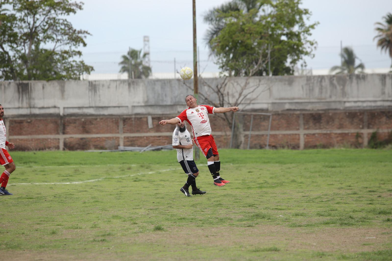 $!Saldrán por título en Liga de Futbol Golden Máster