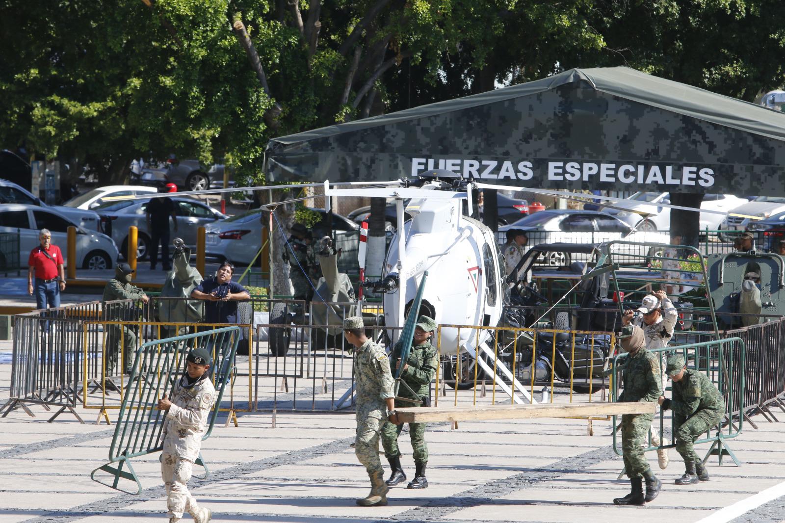 $!El 1 de noviembre inauguran la exposición militar en Palacio de Gobierno, en Culiacán