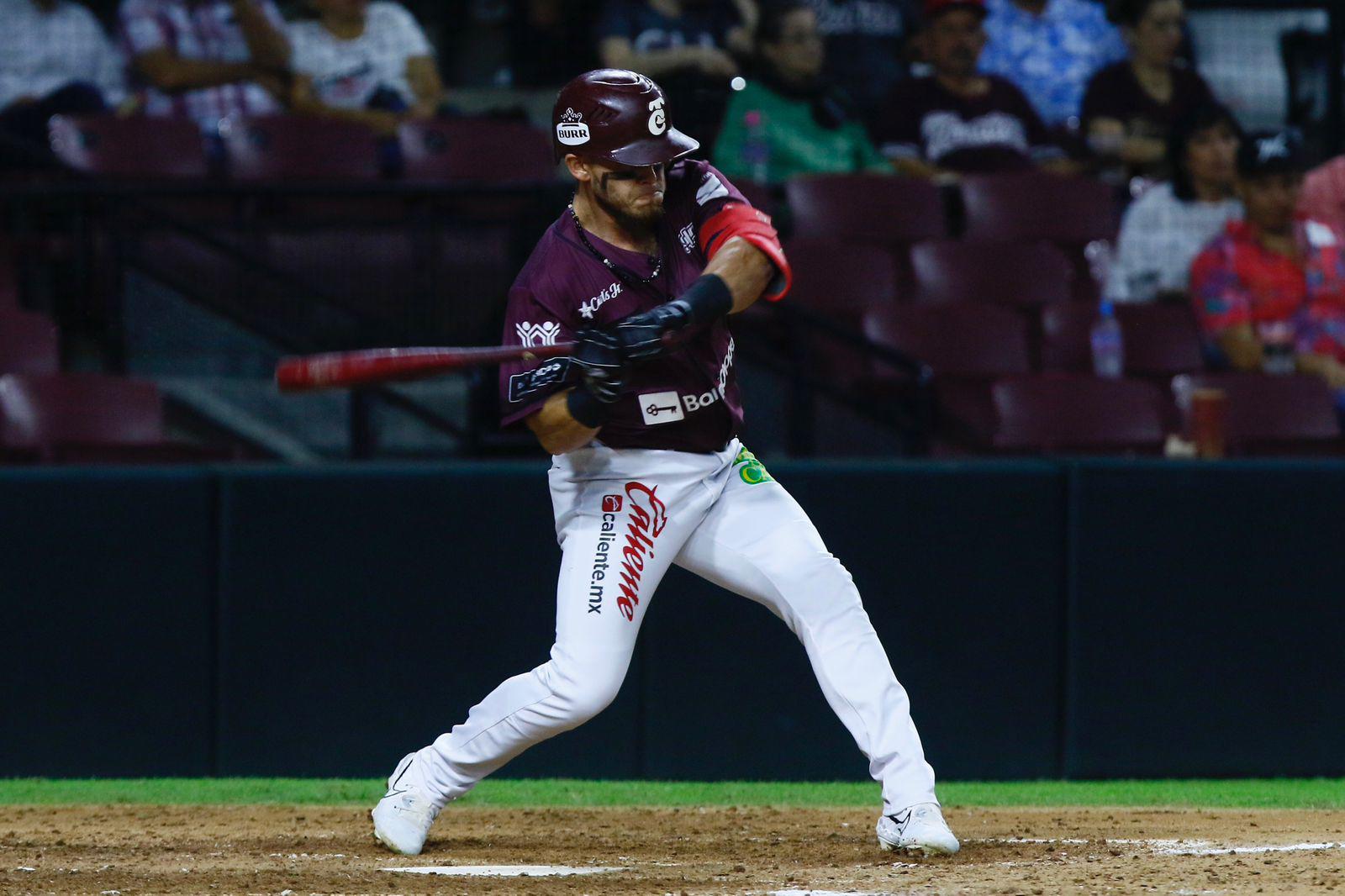 $!Águilas de Mexicali supera a domicilio a Tomateros de Culiacán