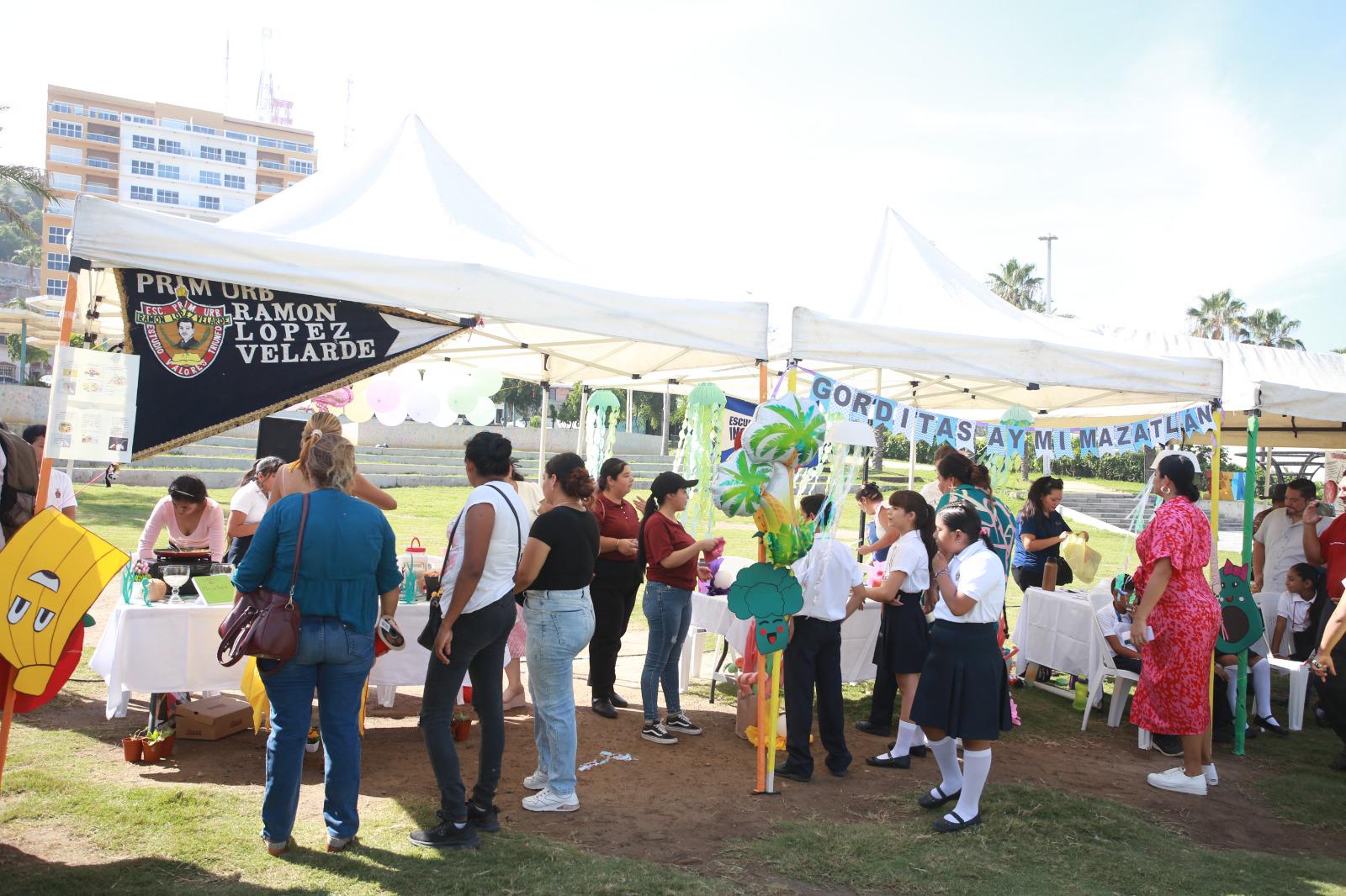 $!Conmemoran en Mazatlán el Día Mundial de la Alimentación