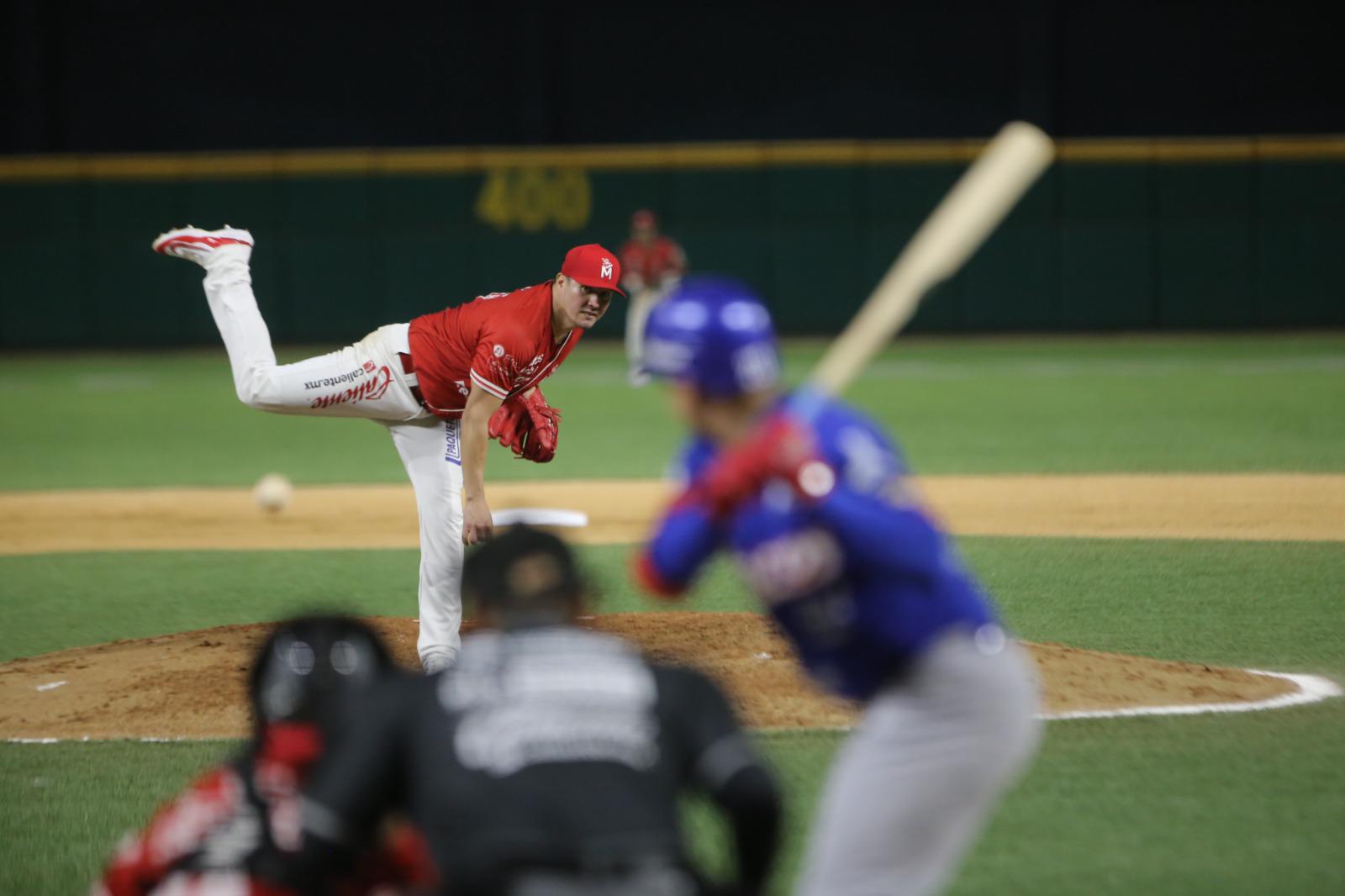 $!Me gusta lanzar en Culiacán, me motiva ese estadio: Manuel Flores