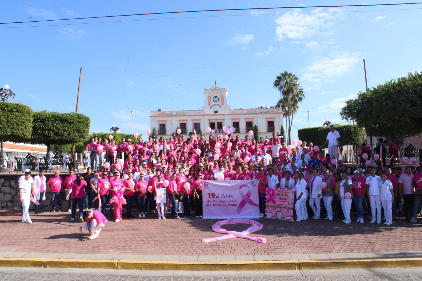 $!En Rosario, marchan de rosa para crear conciencia sobre el cáncer de mama