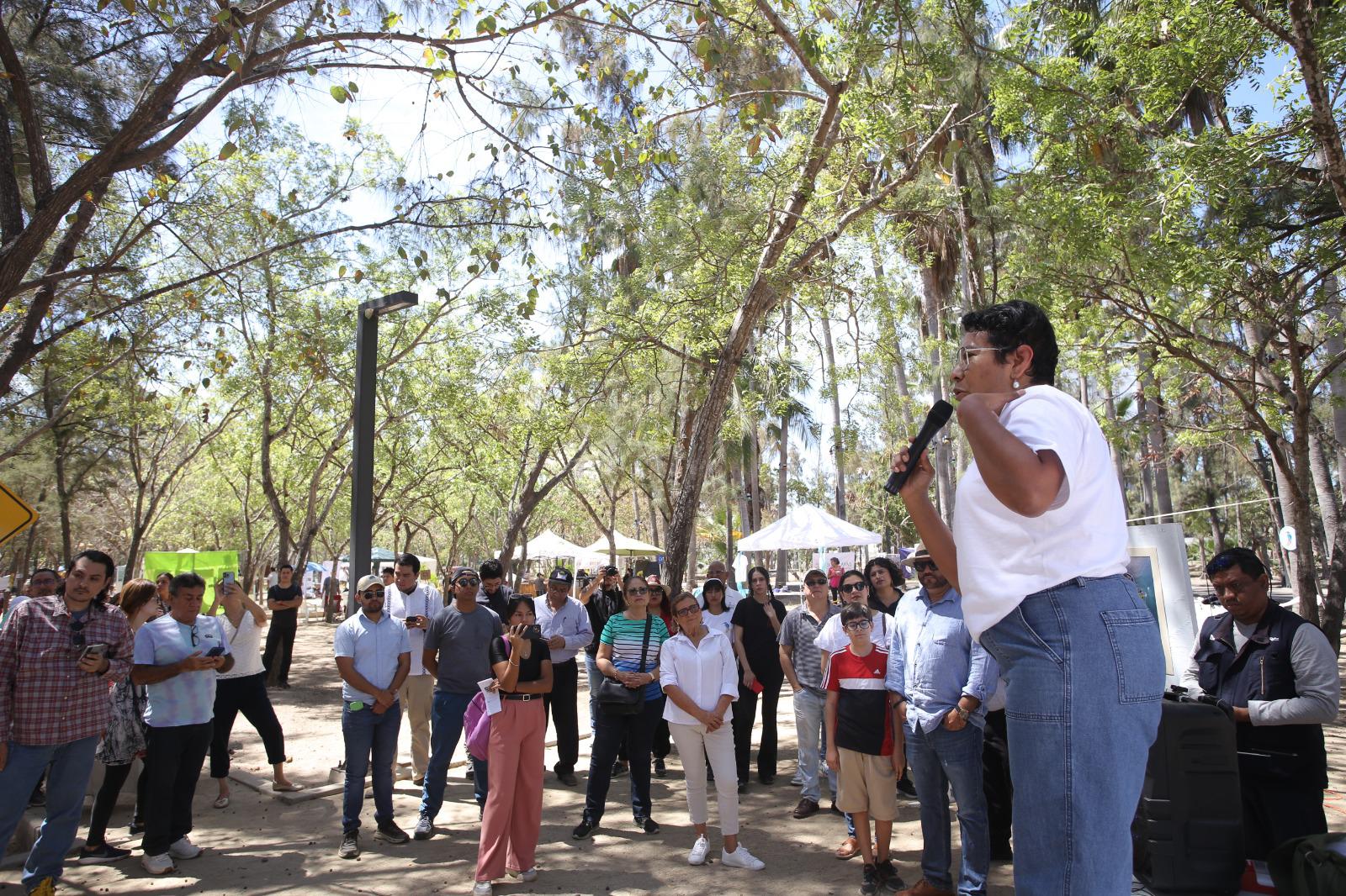 $!Celebra Son Playas quinto aniversario con Expo Ambiental, en el Parque Central