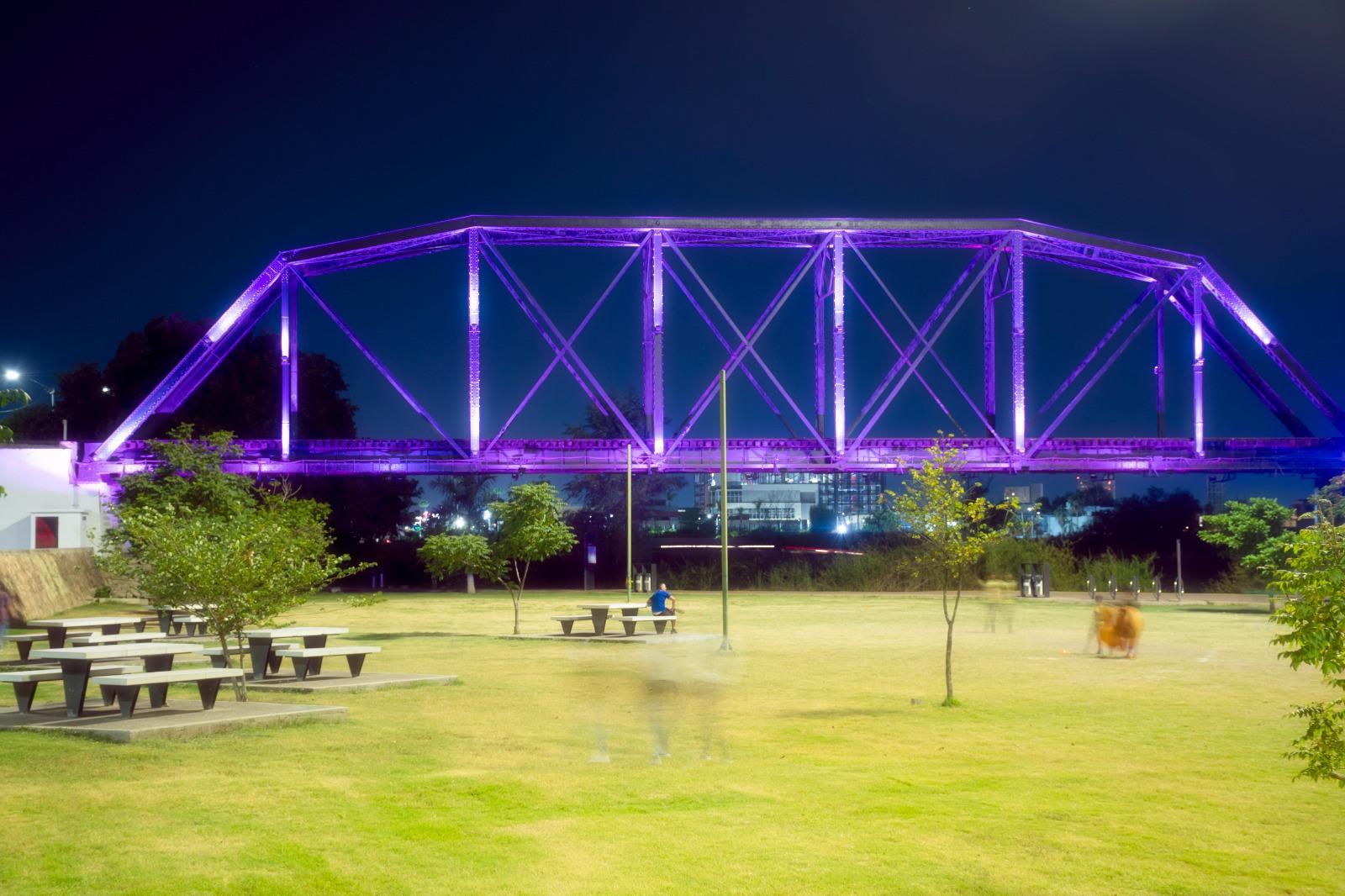 $!Puente Negro se viste de rosa por el Día Mundial contra el Cáncer de Mama