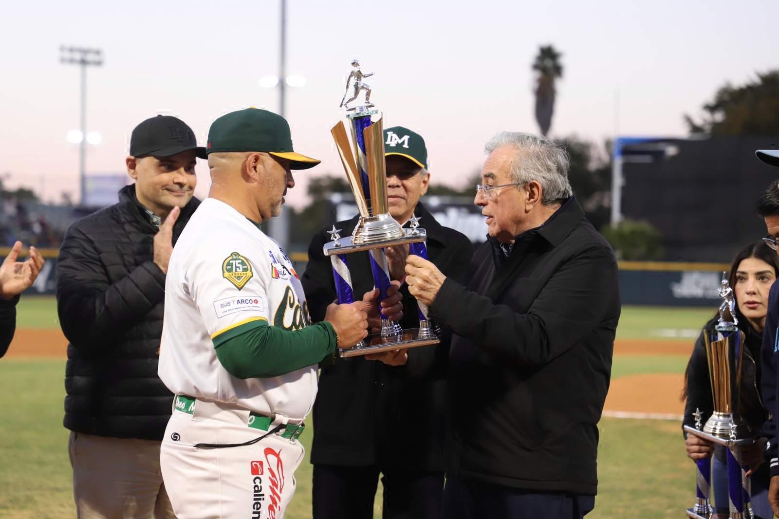 $!Sinaloa ya ganó, dice Rocha Moya al inaugurar la final de beisbol de la LMP