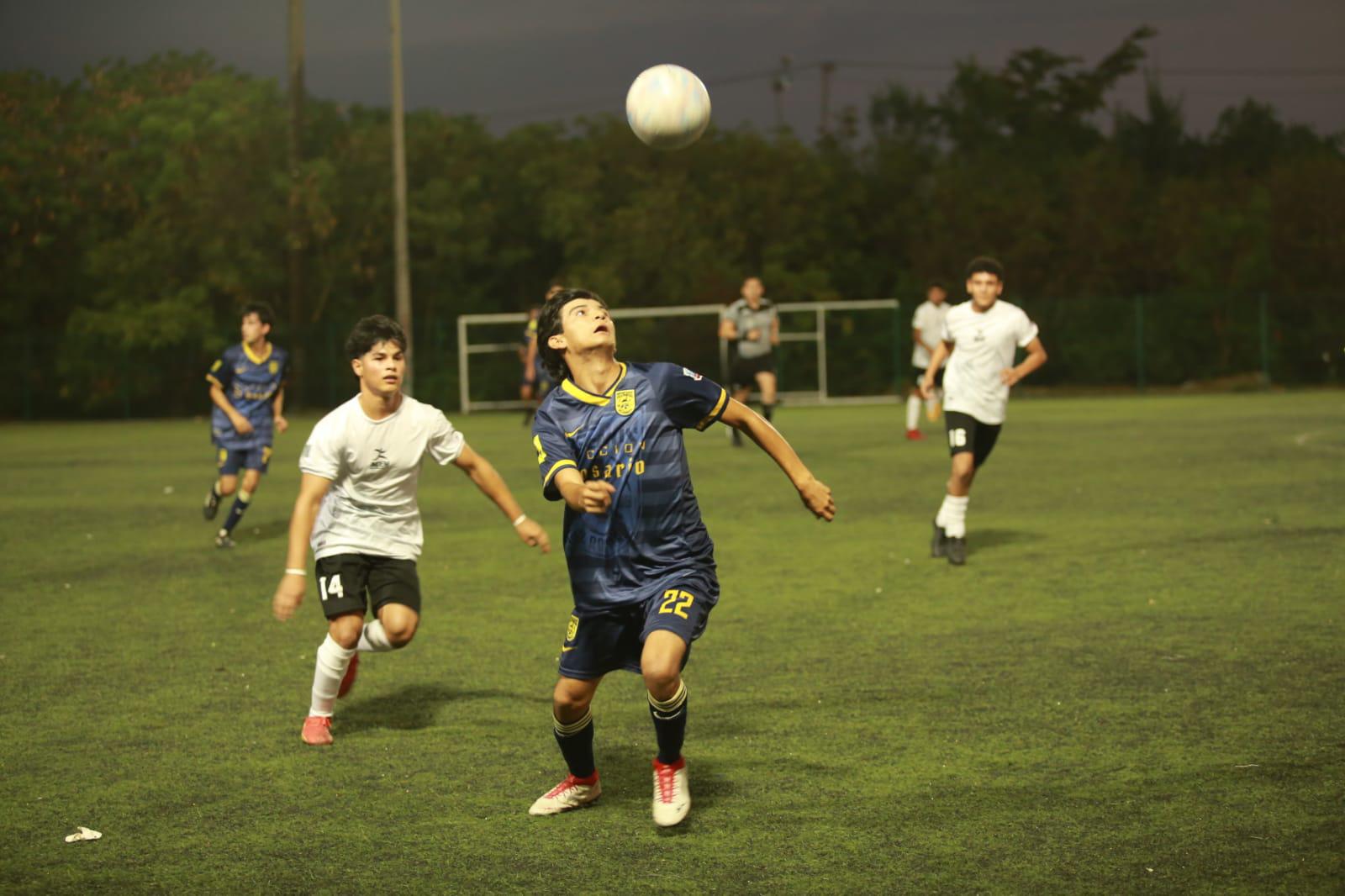 $!Mazatlán Municipal golea a Rosario en Estatal Juvenil C