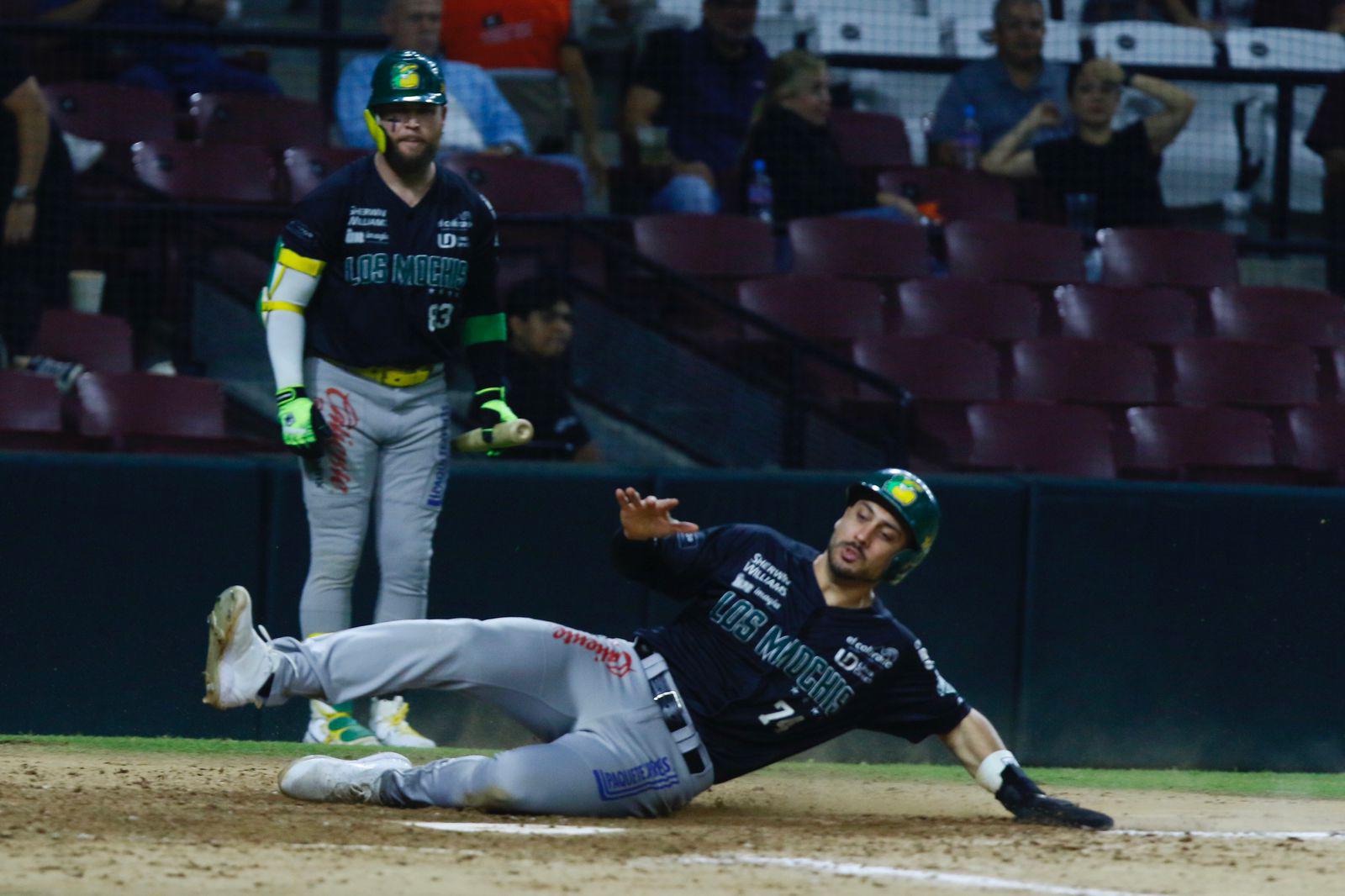 $!Cañeros de Los Mochis se asegura la serie en Culiacán