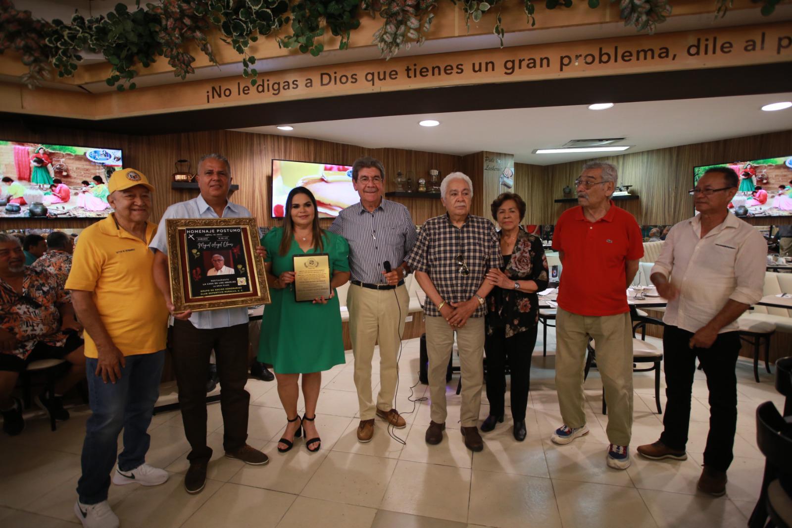 $!Rinden homenaje póstumo a tenista Miguel Ángel Olmos