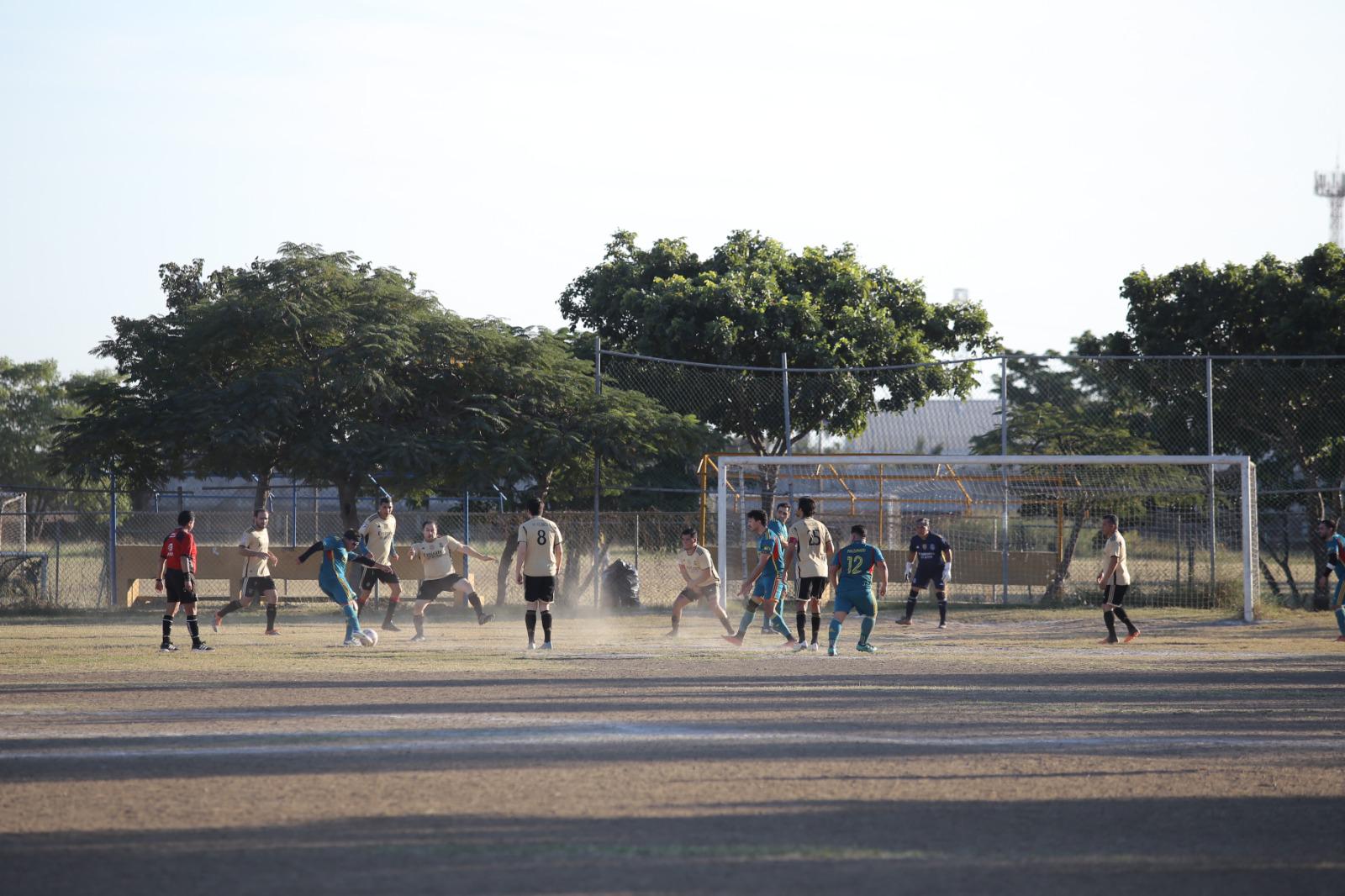 $!Hospital General está en la cima de Futbol Intermédicos