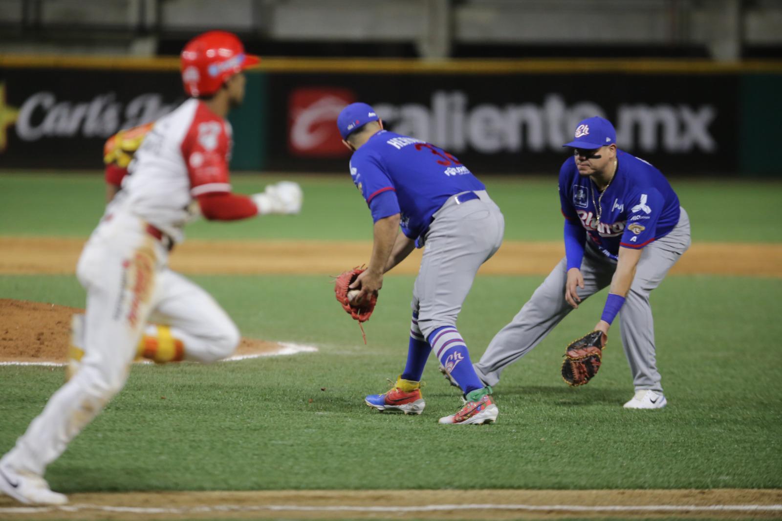 $!Venados de Mazatlán barre a Charros de Jalisco en el puerto