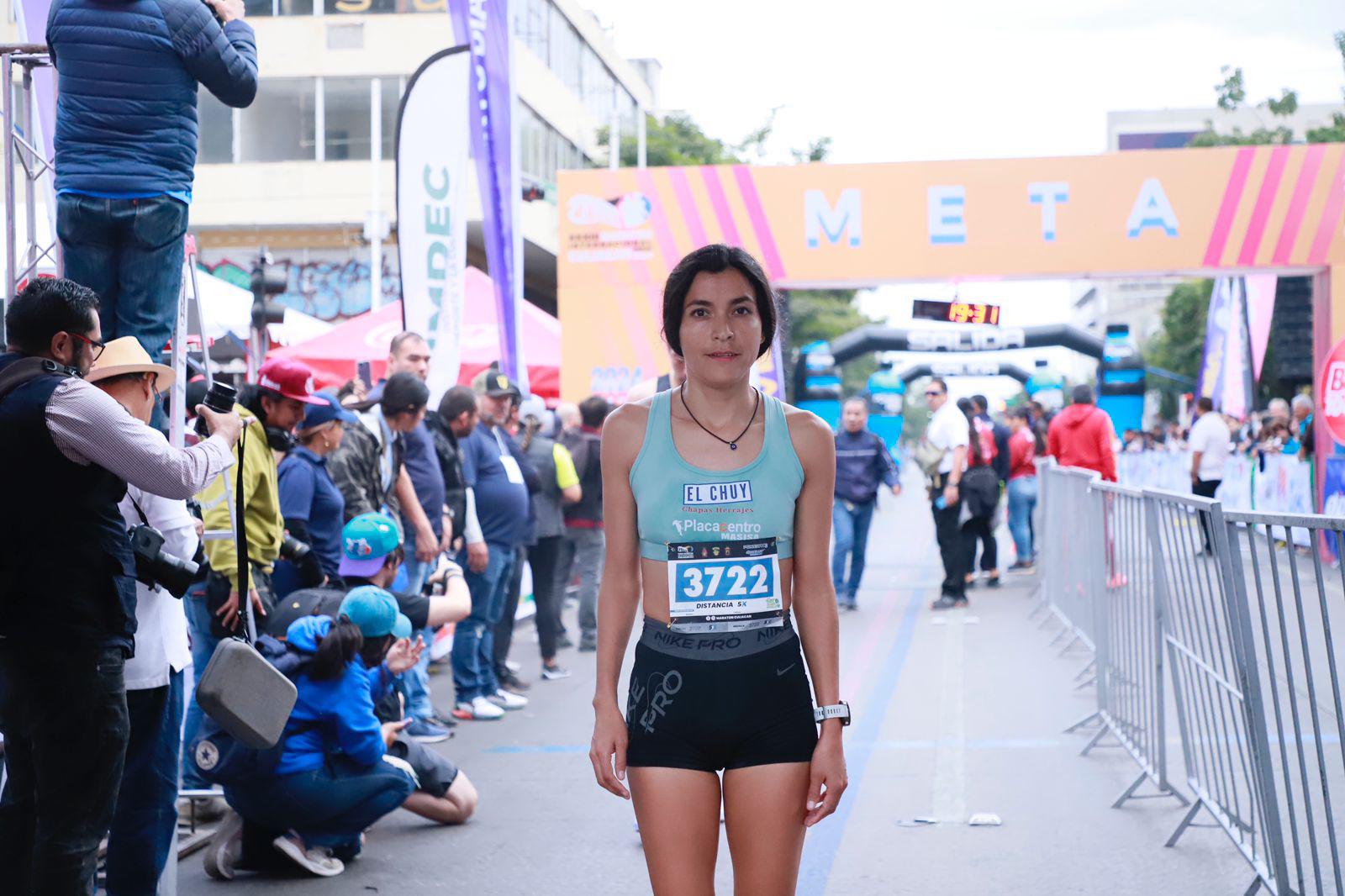 $!Mazatleca Norma Labrador conquista los 5K del Maratón de Culiacán