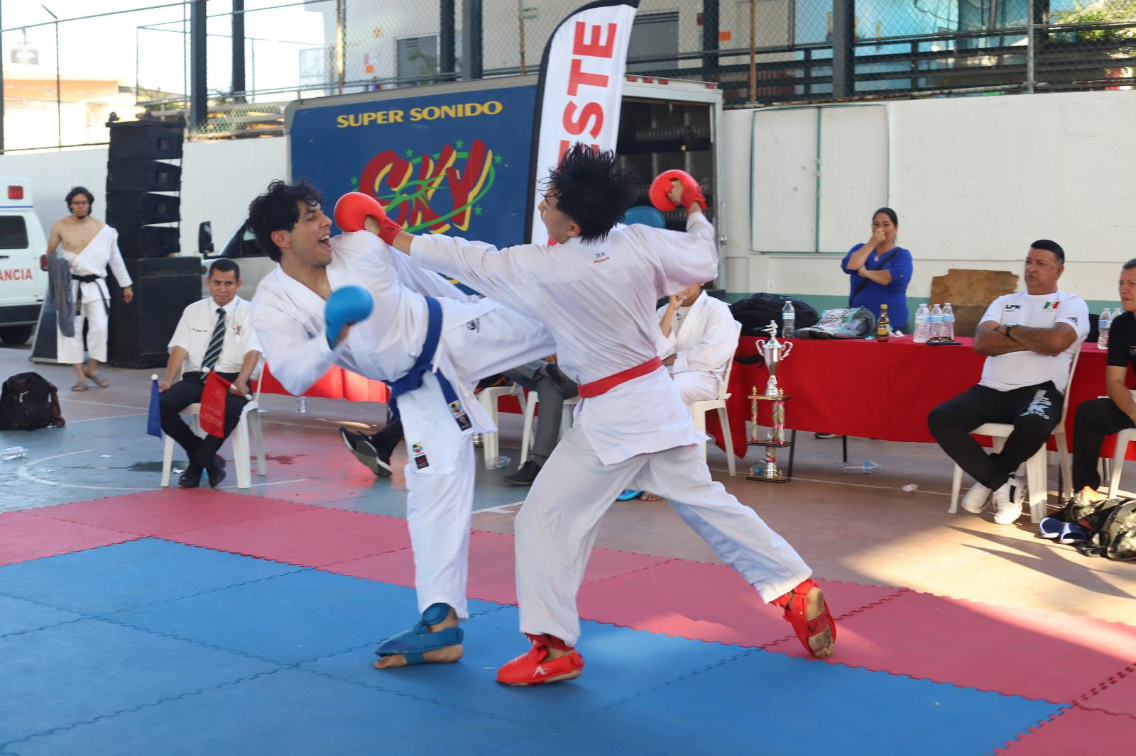 $!Moreno Bautista vuelve a ser la figura de la Copa Noroeste de Karate