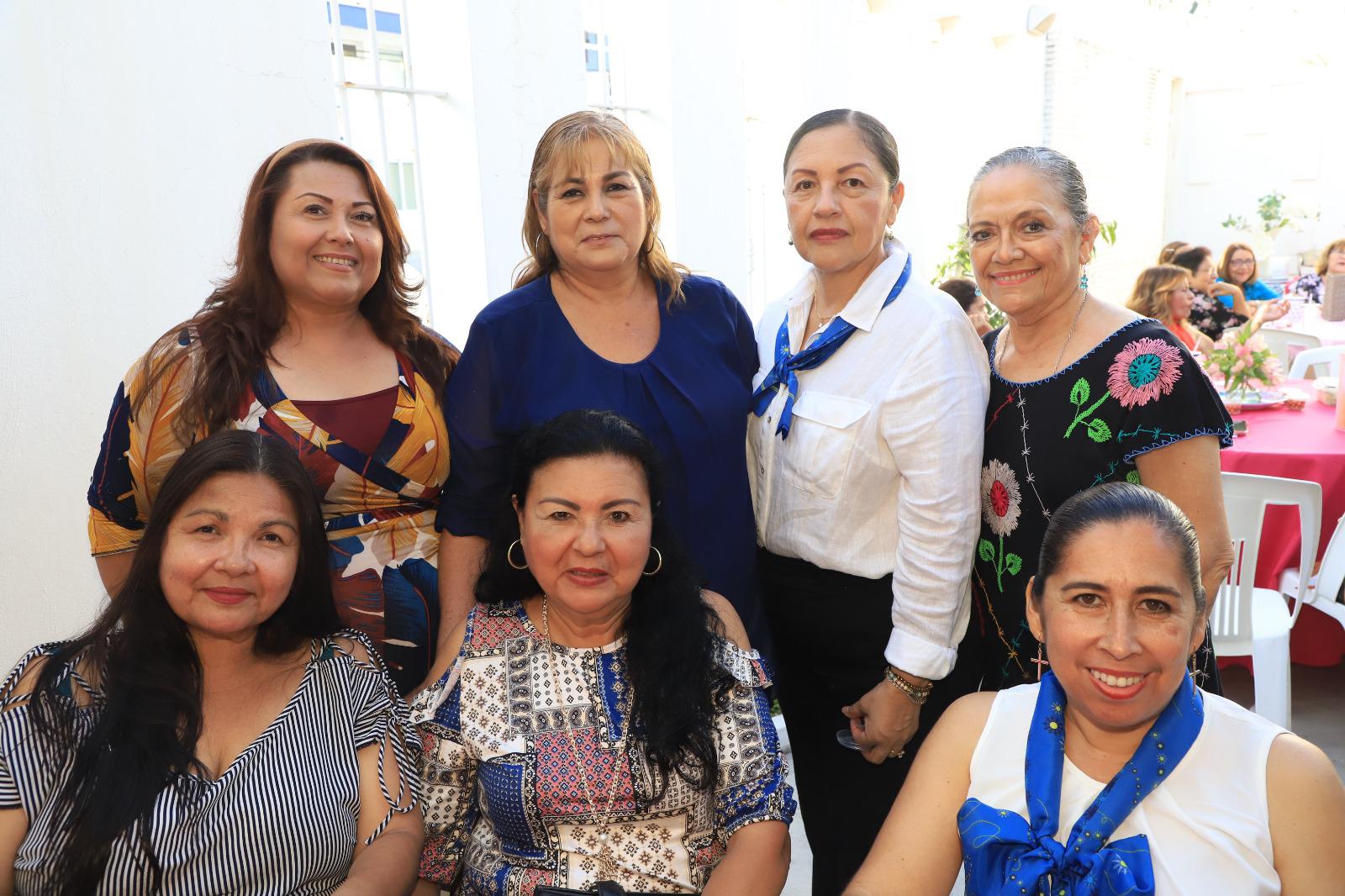 $!Anita Olivas, Roxana Mojica, Lolys Ríos, Lupita Huerta, Oralia Vizcarra, Norma Delia López y Mariana Gamboa.