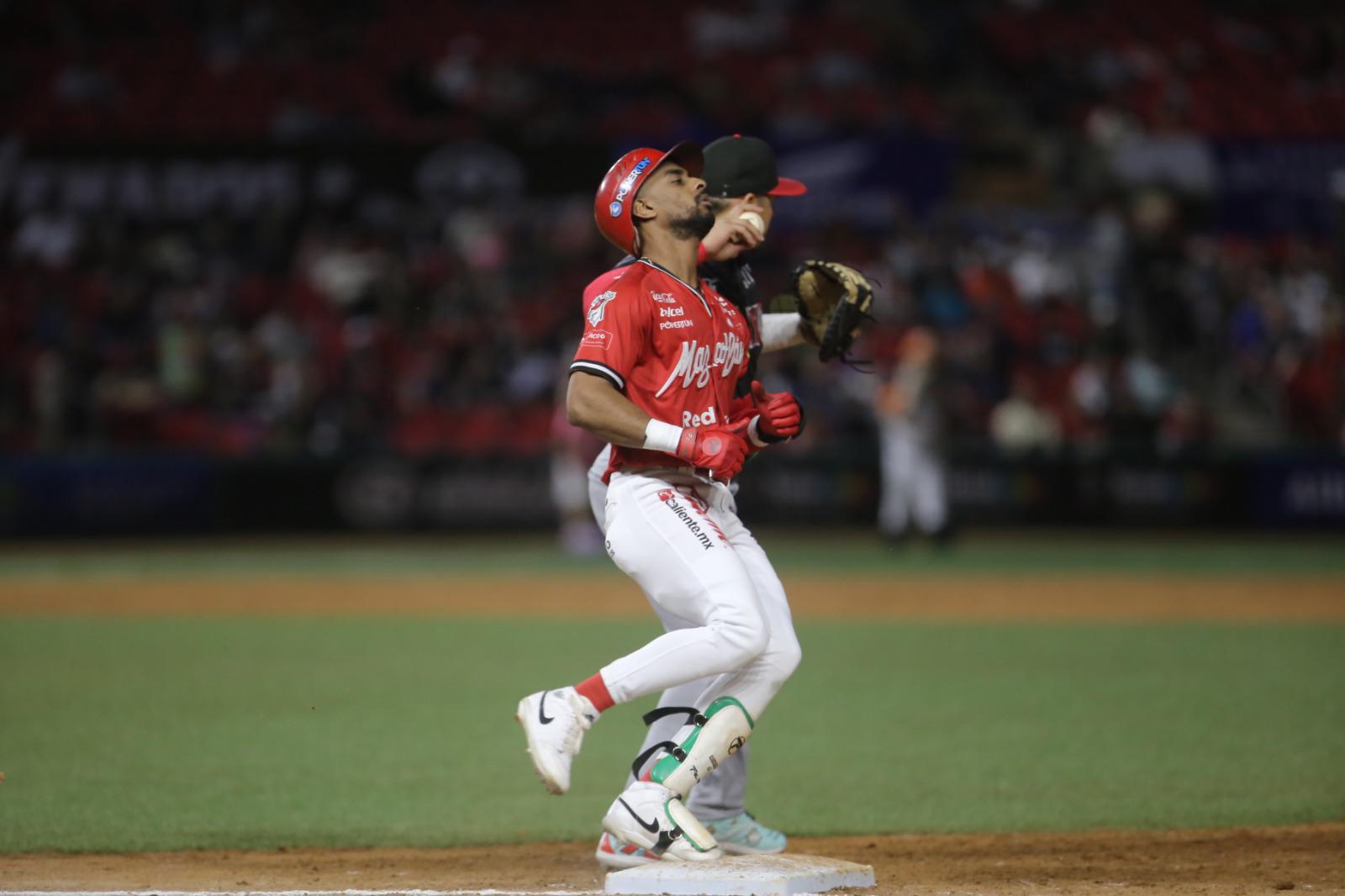 $!Venados sella boleto a playoffs al barrer a Mayos en casa