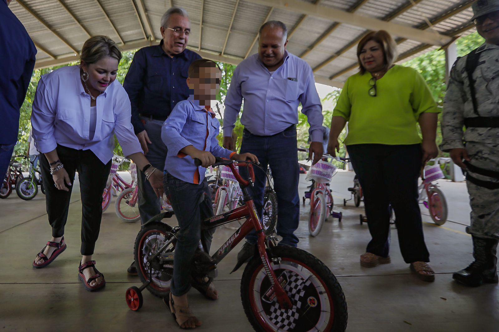 $!Rocha Moya encabeza brigada especial de apoyo a Sinaloa Municipio